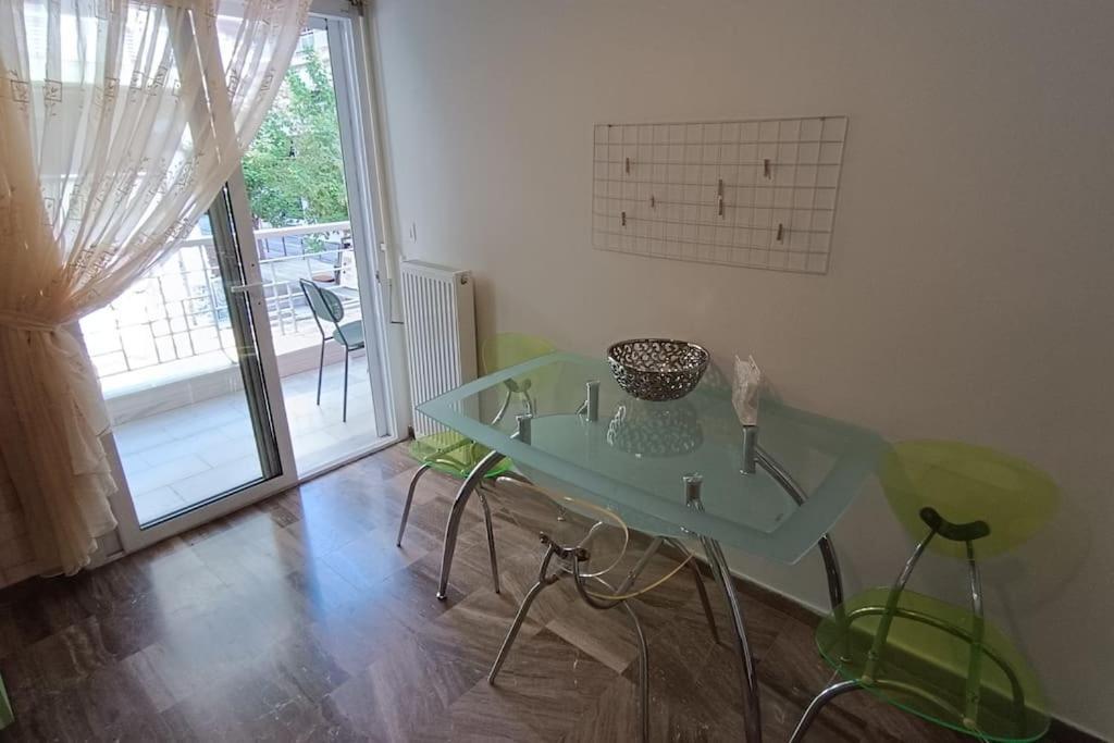 Aristi By The Music Hall Apartment
