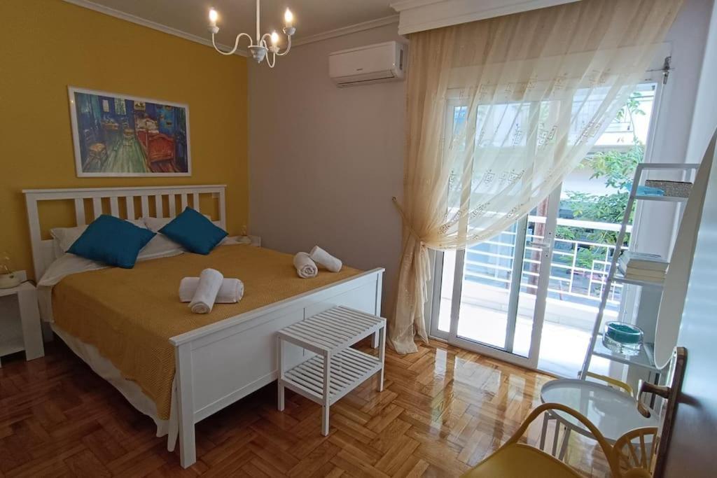 Aristi By The Music Hall Apartment