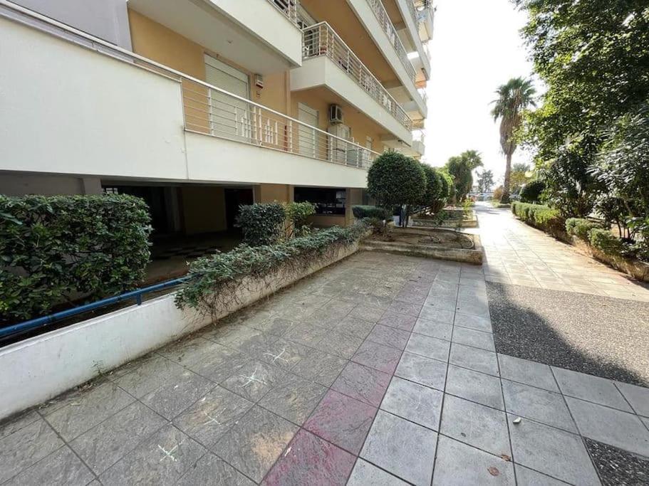 Aristi By The Music Hall * Thessaloniki